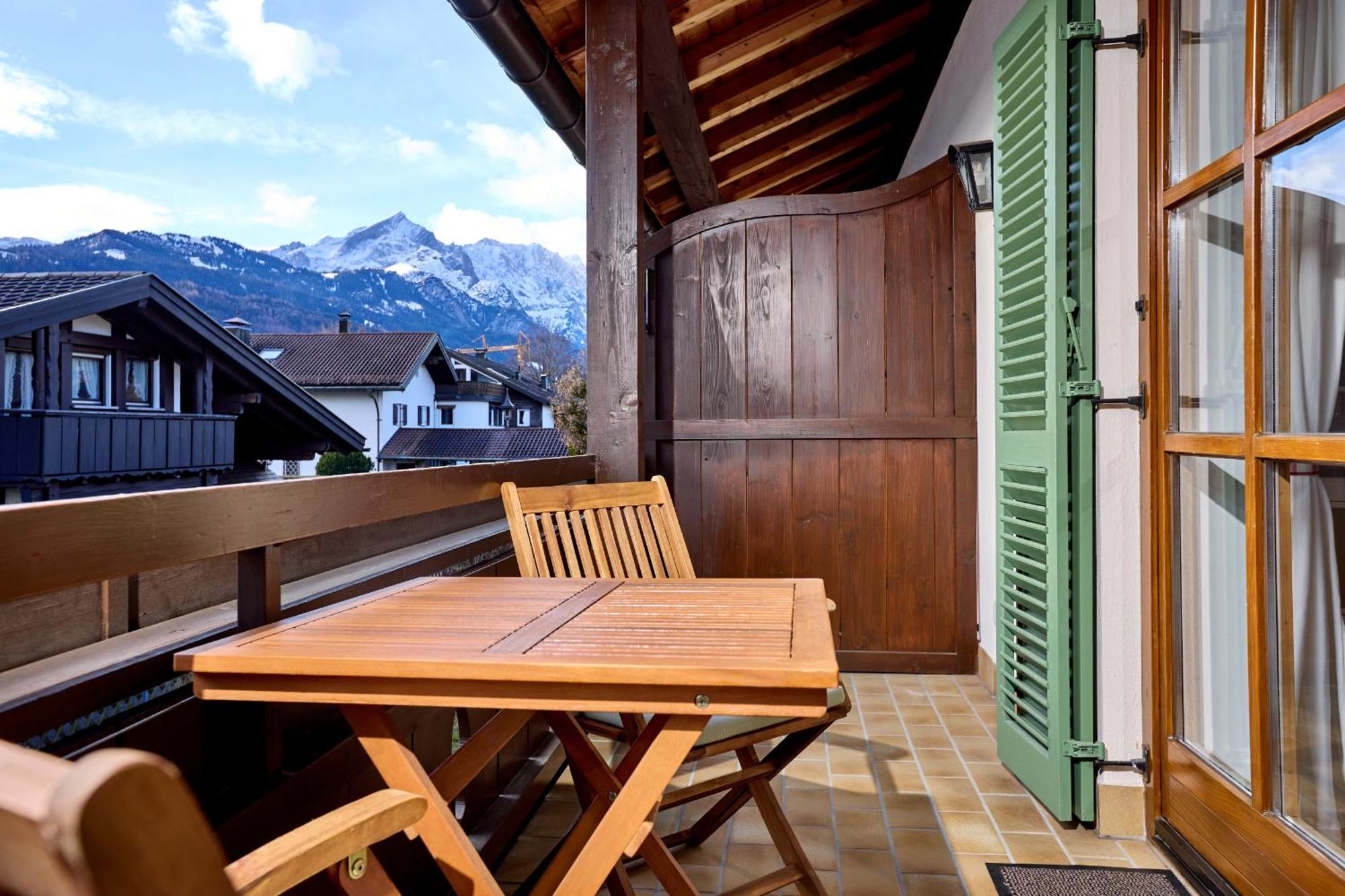 Appartement Alpenzauber à Garmisch-Partenkirchen Extérieur photo